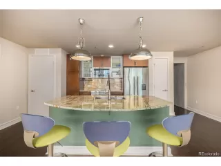 Photo #5: 3824086 Listing