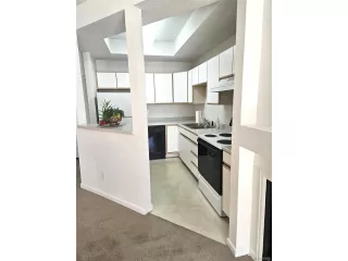 Photo #4: 3826097 Listing 