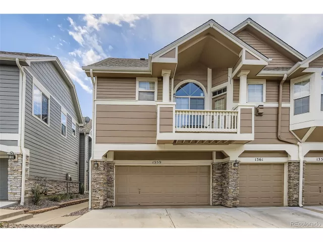 MLS: 3827042 Condo For Sale