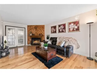 Photo #3: 3827533 Listing