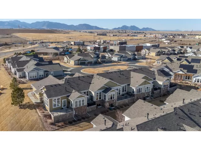 MLS: 3829688 Condo For Sale