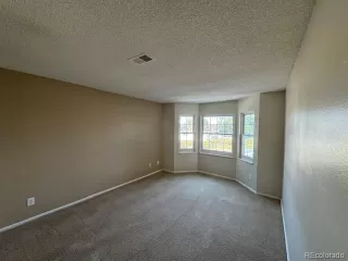 Photo #5: 3832218 Listing