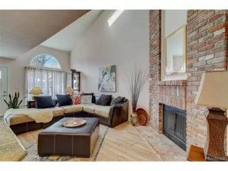 Photo #5: 3833692 Listing