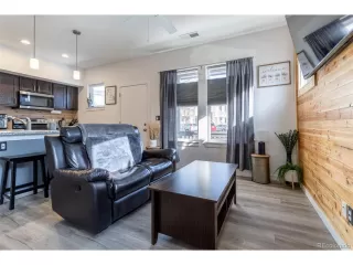 Photo #3: 3839803 Listing