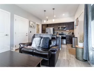 Photo #5: 3839803 Listing