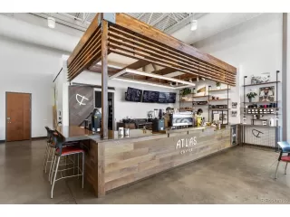 Photo #6: 3839982 Listing