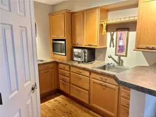 Photo #6: 3840738 Listing