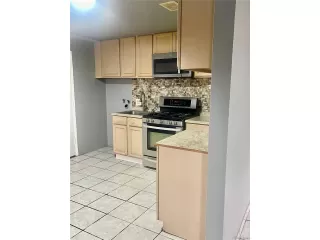 Photo #6: 3844791 Listing