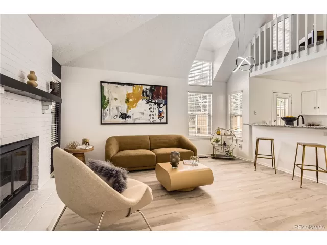 MLS: 3846633 Condo For Sale