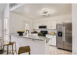 Photo #5: 3846633 Listing