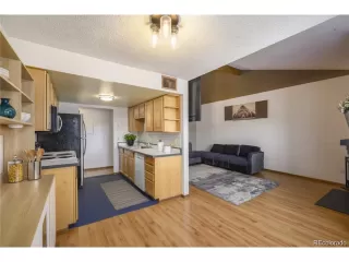 Photo #3: 3848340 Listing 