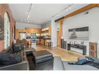 Photo #2: 3852051 Listing 