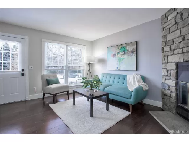 MLS: 3853685 Condo For Sale