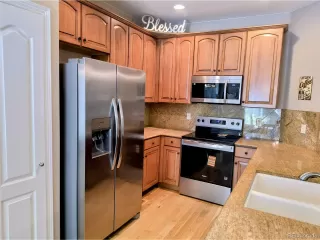 Photo #6: 3854670 Listing