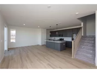 Photo #5: 3857693 Listing 