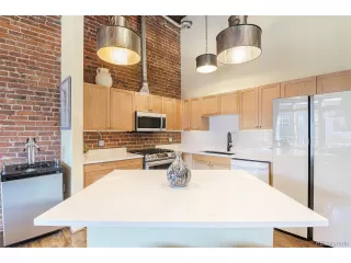 Photo #4: 3859627 Listing