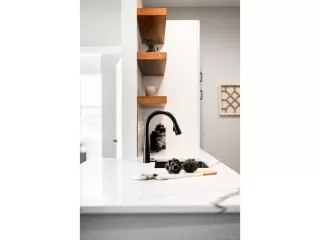 Photo #6: 3861844 Listing 