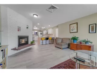 Photo #2: 3861983 Listing