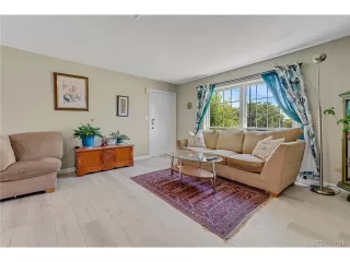 Photo #3: 3861983 Listing