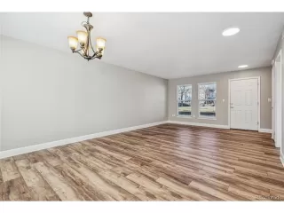 Photo #6: 3863555 Listing 