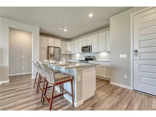 Photo #3: 3865685 Listing