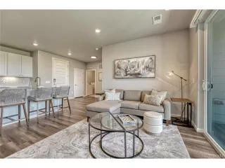 Photo #6: 3865685 Listing