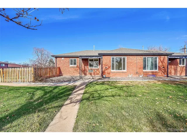 MLS: 3866820 Condo For Sale