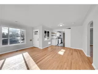 Photo #3: 3866820 Listing