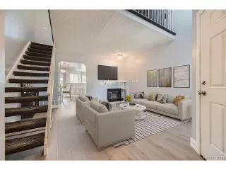 Photo #3: 3867255 Listing