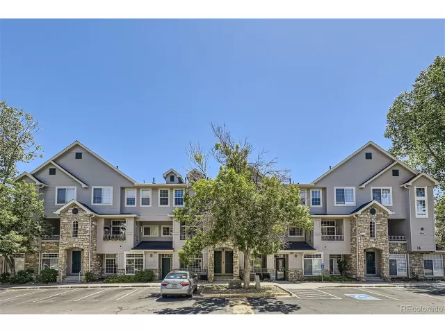 MLS: 3876429 Condo For Sale