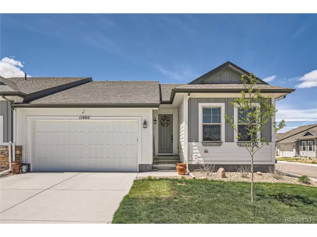 MLS: 3877846 Condo For Sale