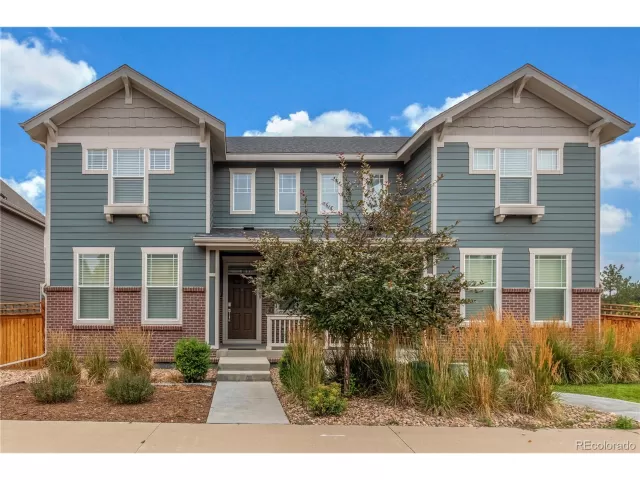 MLS: 3881525 Condo For Sale