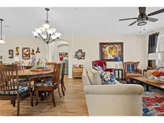 Photo #4: 3882776 Listing