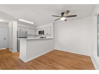 Photo #5: 3884409 Listing