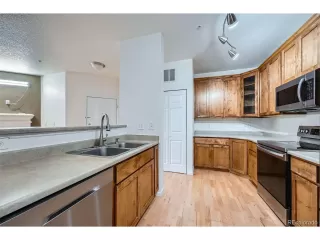 Photo #4: 3884684 Listing