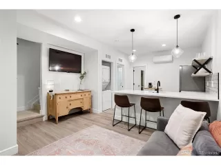 Photo #4: 3885350 Listing