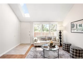 Photo #3: 3888209 Listing