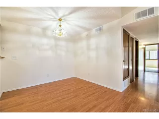 Photo #4: 3888723 Listing