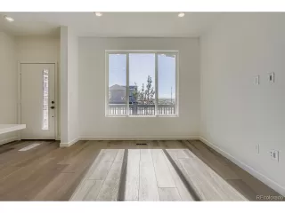 Photo #4: 3889133 Listing 