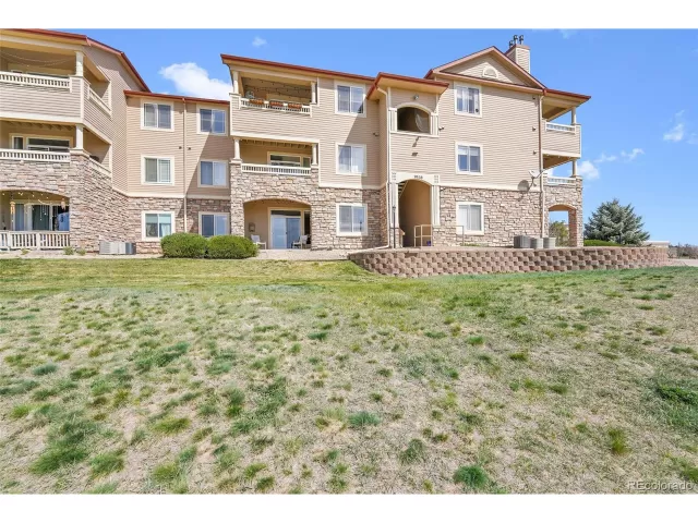 MLS: 3889696 Condo For Sale