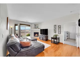 Photo #2: 3889696 Listing