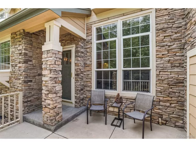 MLS: 3892748 Condo For Sale