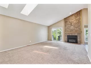 Photo #4: 3892887 Listing