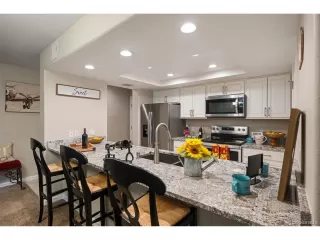 Photo #6: 3894829 Listing 