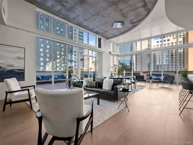 MLS: 3895009 Condo For Sale