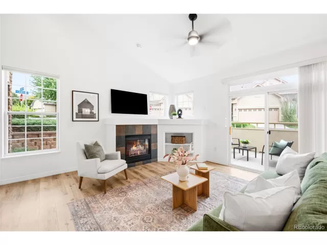 MLS: 3896588 Condo For Sale