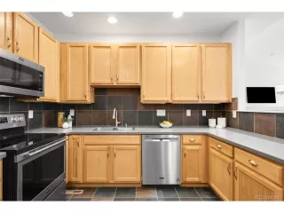 Photo #6: 3896588 Listing