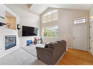 Photo #2: 3899176 Listing