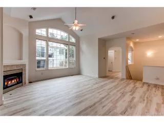 Photo #5: 3901041 Listing 