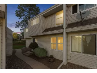 More Details about MLS # 3901439 : 4262 E MAPLEWOOD WAY CENTENNIAL CO 80121